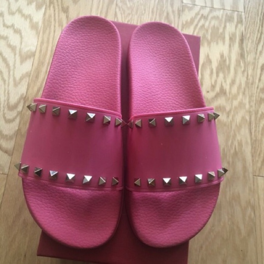 Valentino Garavani Rockstud Pool Slides Size 10